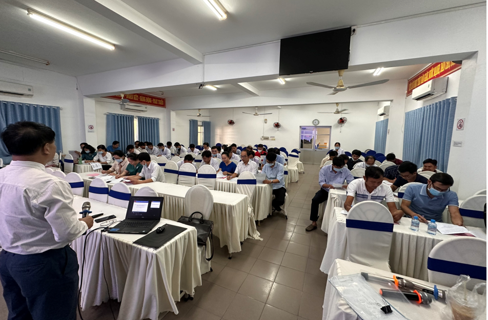 huấn luyện an toàn vệ sinh lao động